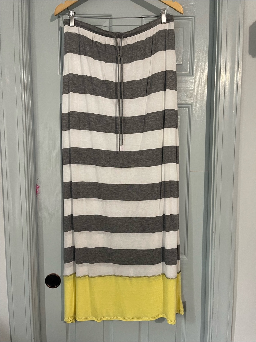 Aeropostale Gray, White & Yellow Striped Maxi Skirt